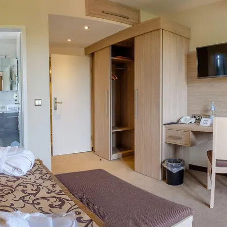 ホテル Walpurgishof